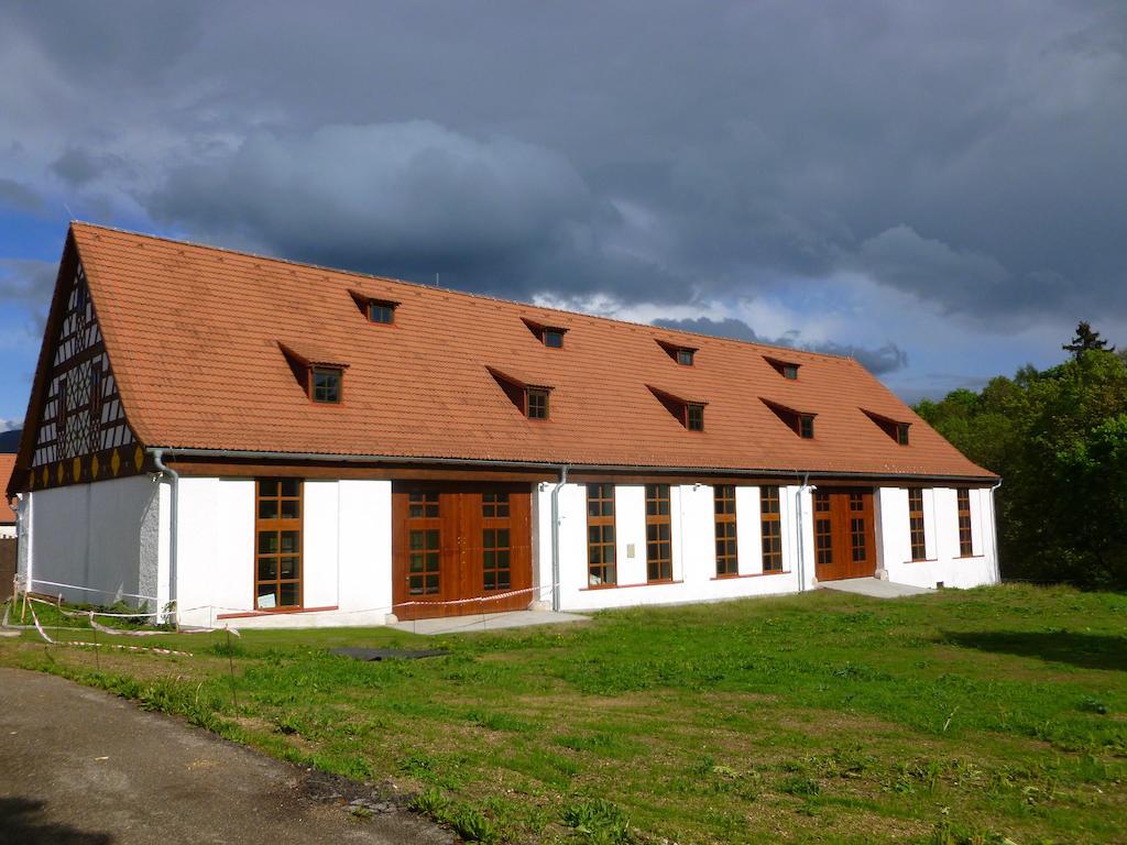 Penzion Mansky Dvur Dolni Zandov エクステリア 写真