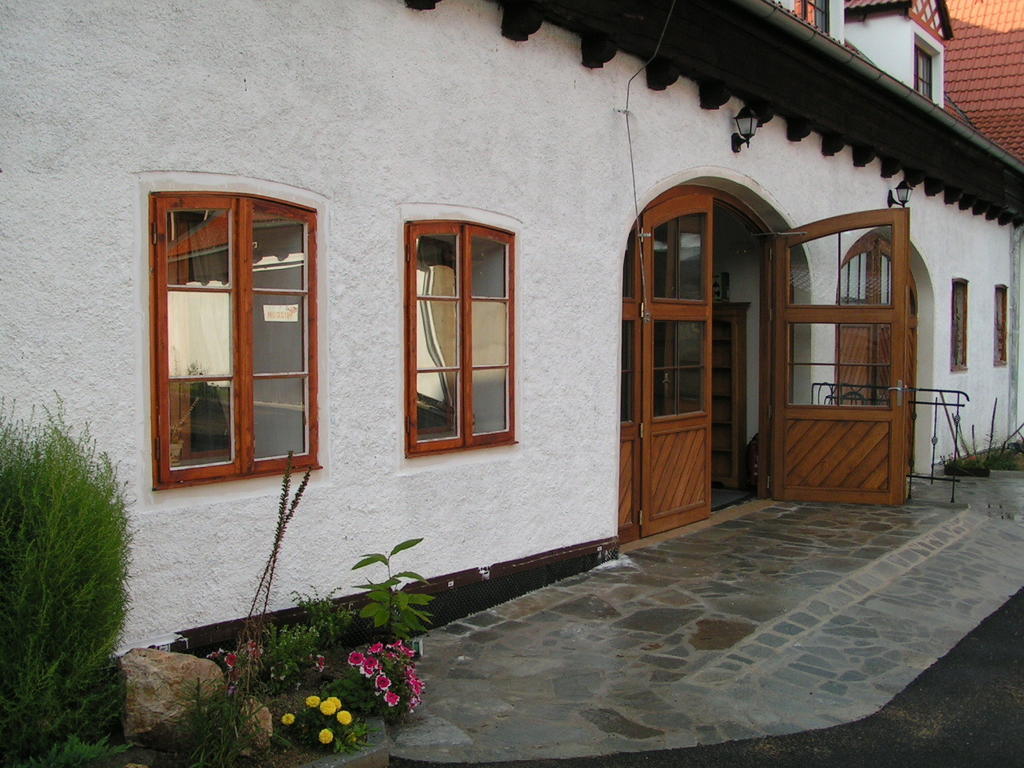 Penzion Mansky Dvur Dolni Zandov エクステリア 写真