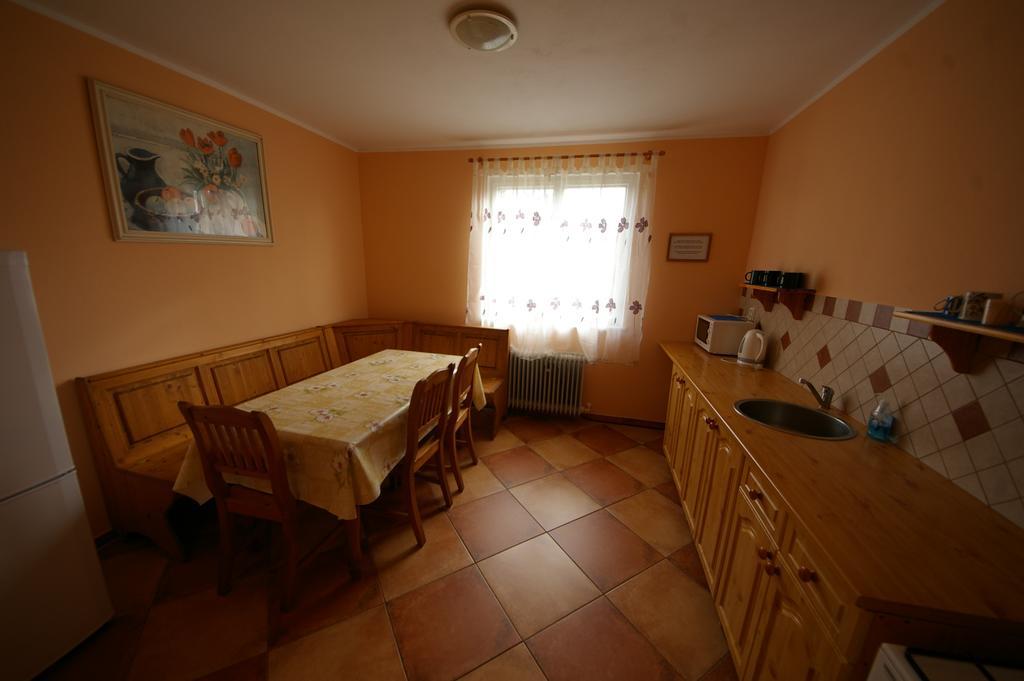 Penzion Mansky Dvur Dolni Zandov エクステリア 写真